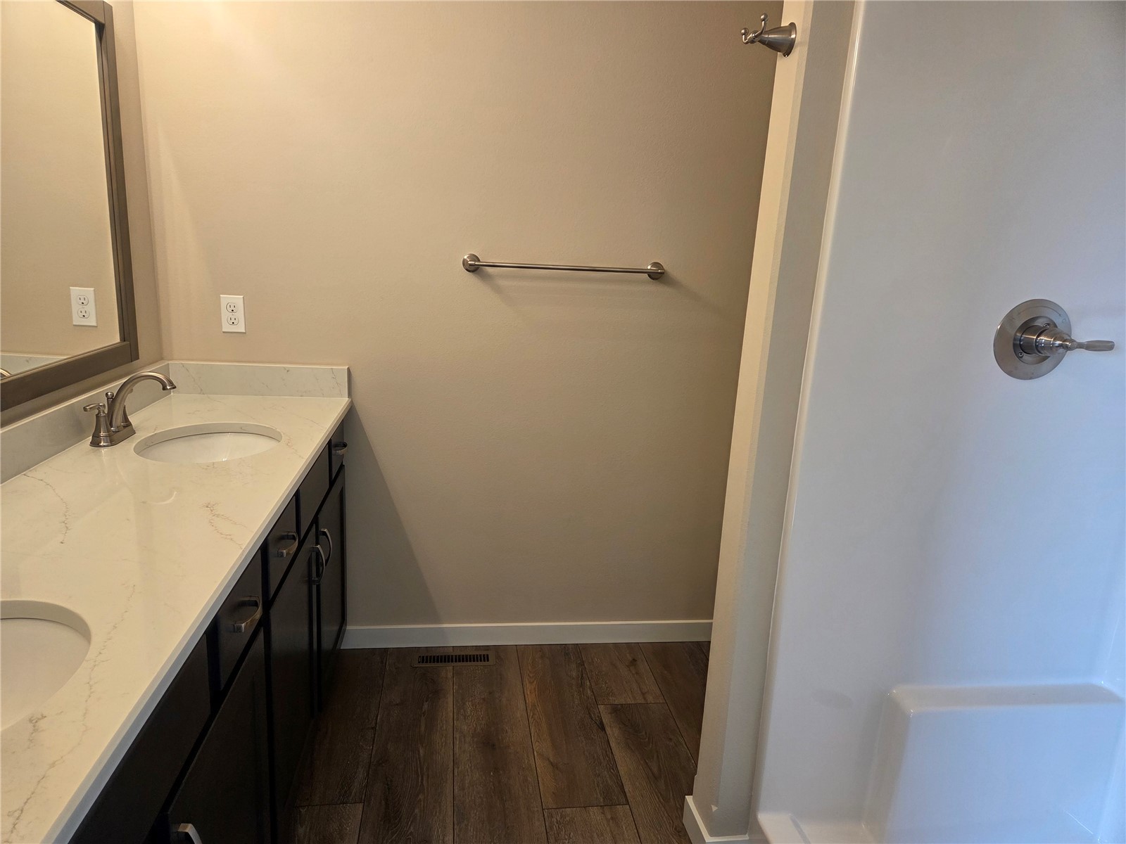 1833 Holly Meadow Avenue SW Cedar Rapids IA 52404