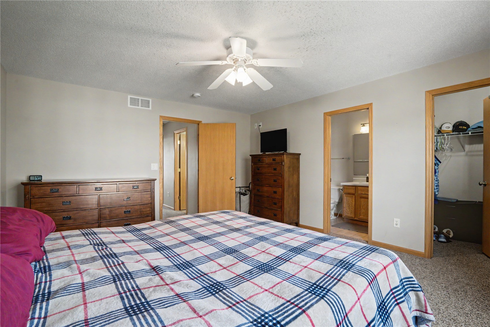 608 Randall Drive Solon IA 52333