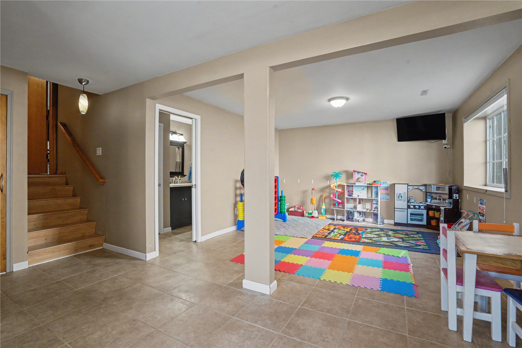 608 Randall Drive Solon IA 52333