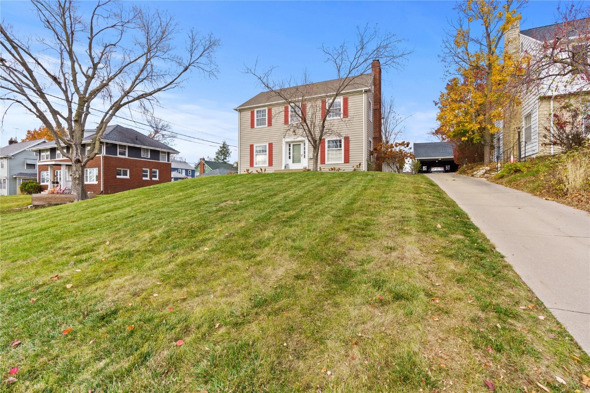 1920 Blake Boulevard SE Cedar Rapids IA 52403