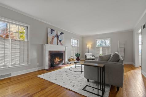 1920 Blake Boulevard SE Cedar Rapids IA 52403