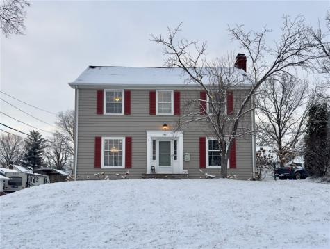 1920 Blake Boulevard SE Cedar Rapids IA 52403
