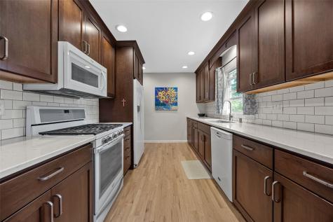 3515 Northwood Drive NE Cedar Rapids IA 52402