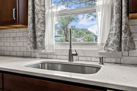 3515 Northwood Drive NE Cedar Rapids IA 52402