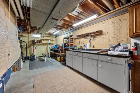 3515 Northwood Drive NE Cedar Rapids IA 52402