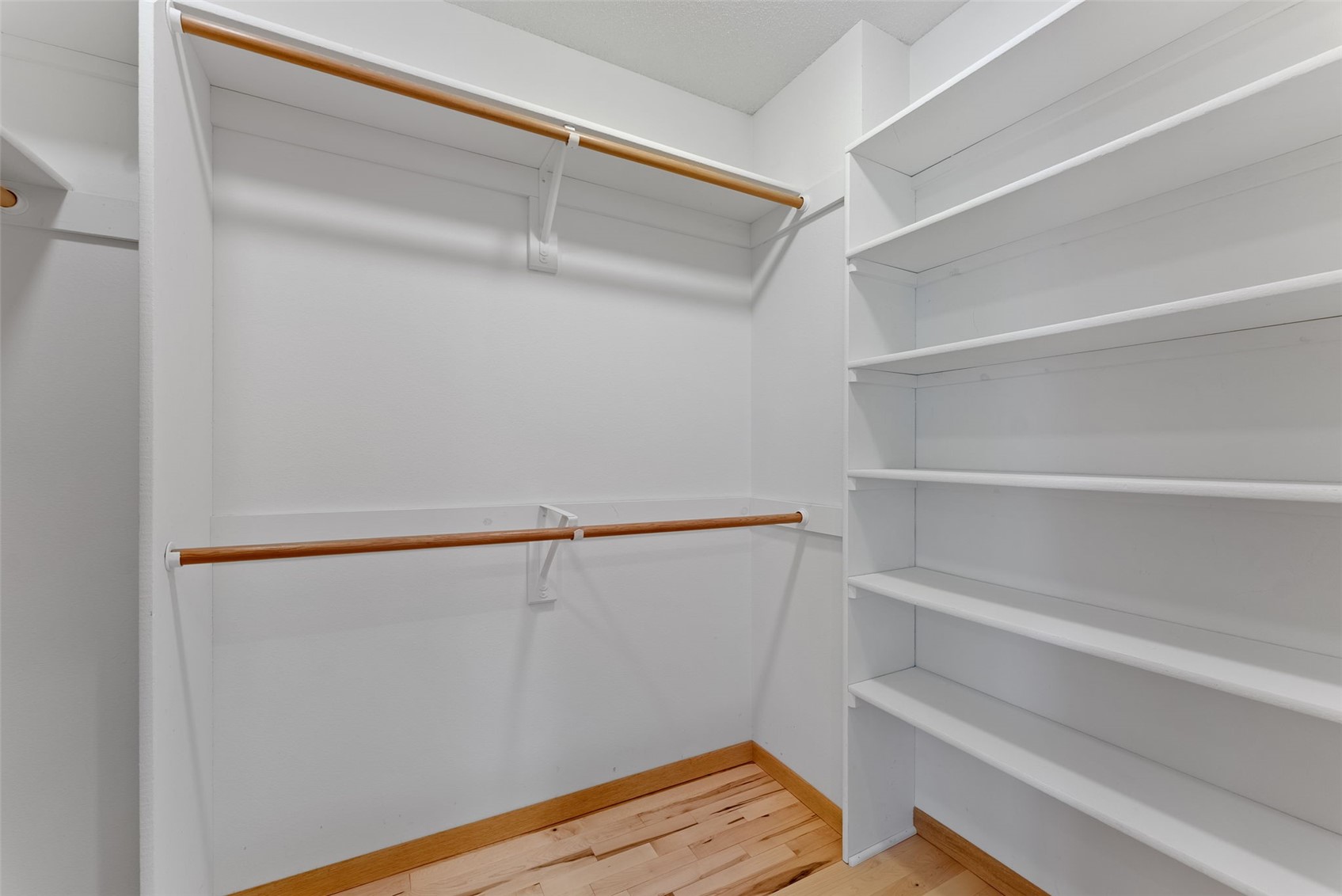 24 Samuel Drive Iowa City IA 52245