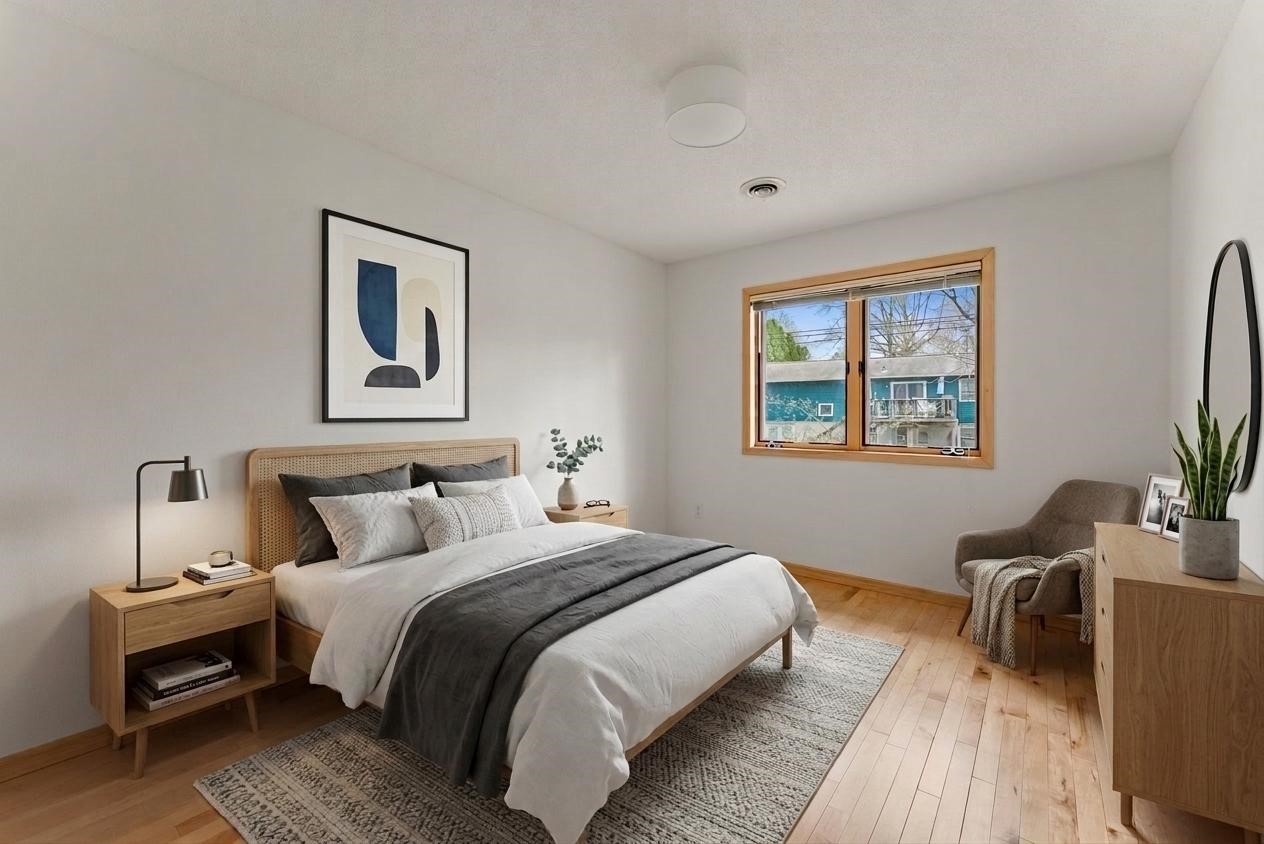24 Samuel Drive Iowa City IA 52245