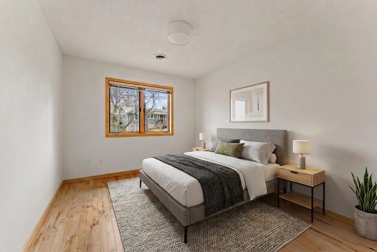 24 Samuel Drive Iowa City IA 52245