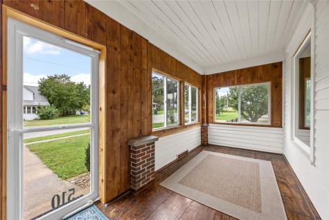510 Broadway Street Springville IA 52336