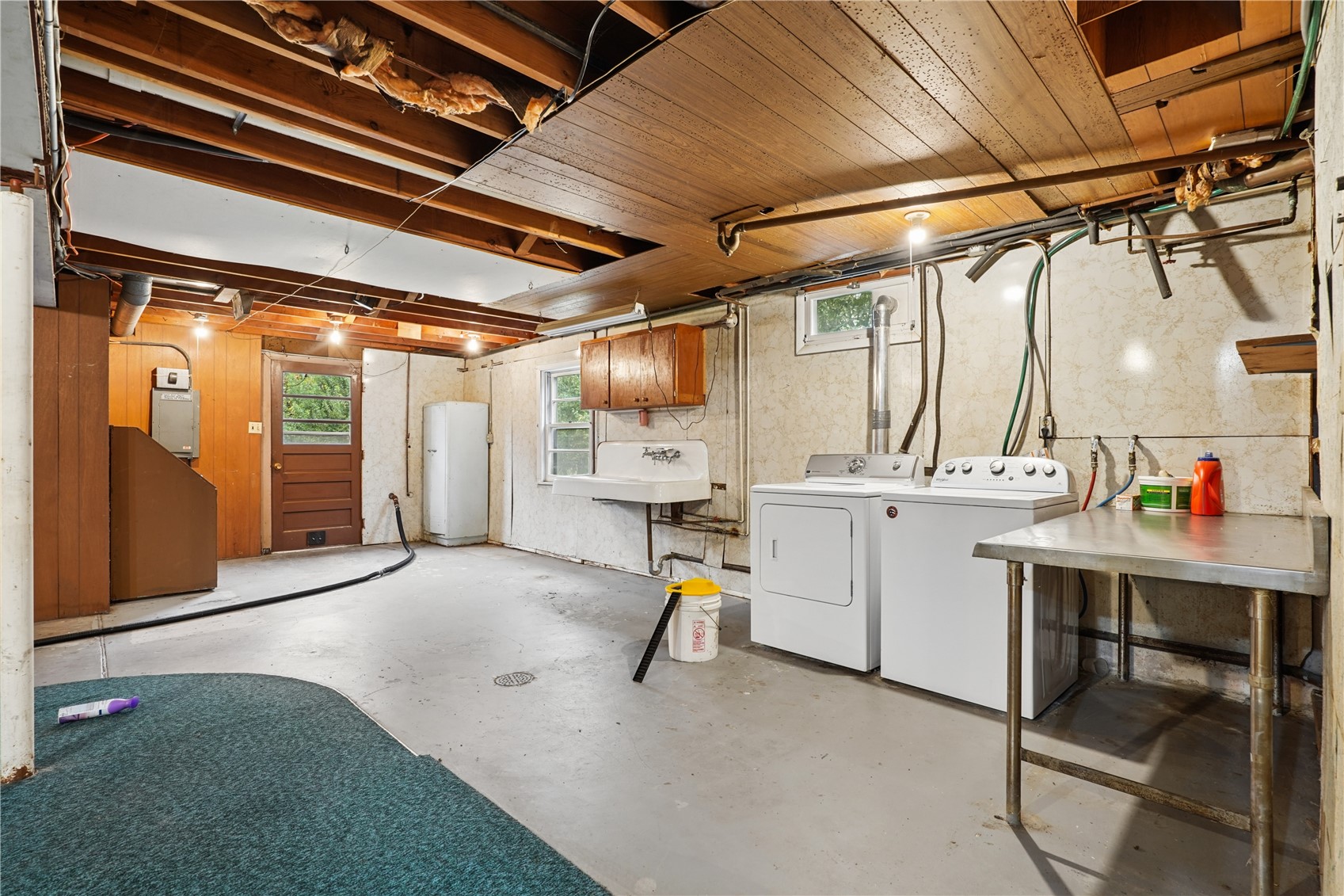 1030 Rolling Glen Drive Marion IA 52302