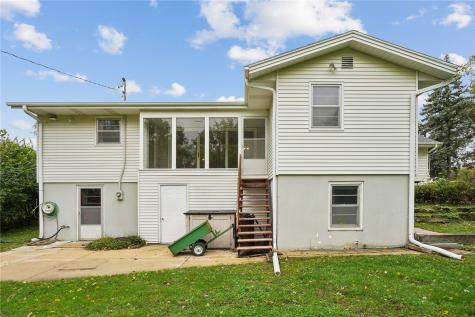 1030 Rolling Glen Drive Marion IA 52302