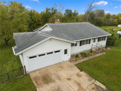 1030 Rolling Glen Drive Marion IA 52302