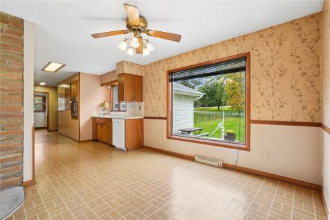 1030 Rolling Glen Drive Marion IA 52302