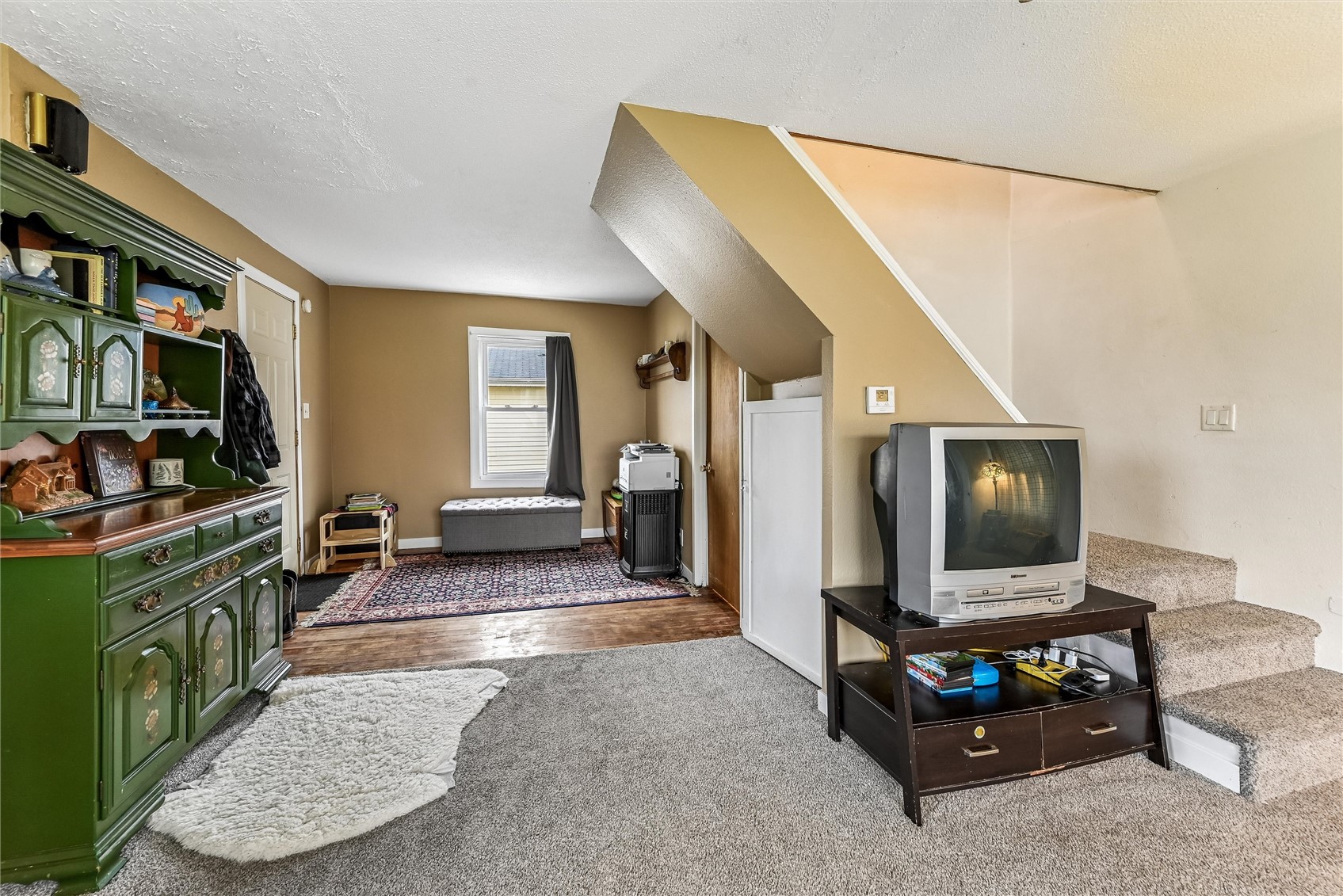 109 Tuttle Street E Norway IA 52318