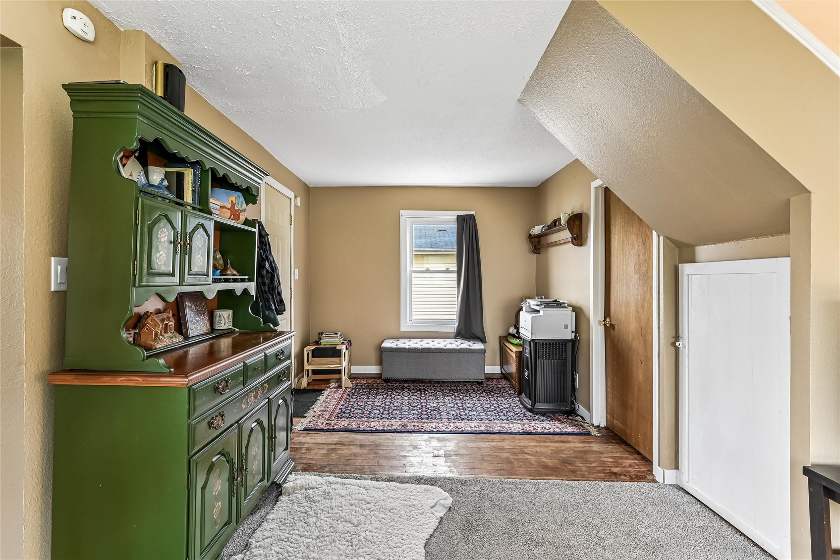 109 Tuttle Street E Norway IA 52318