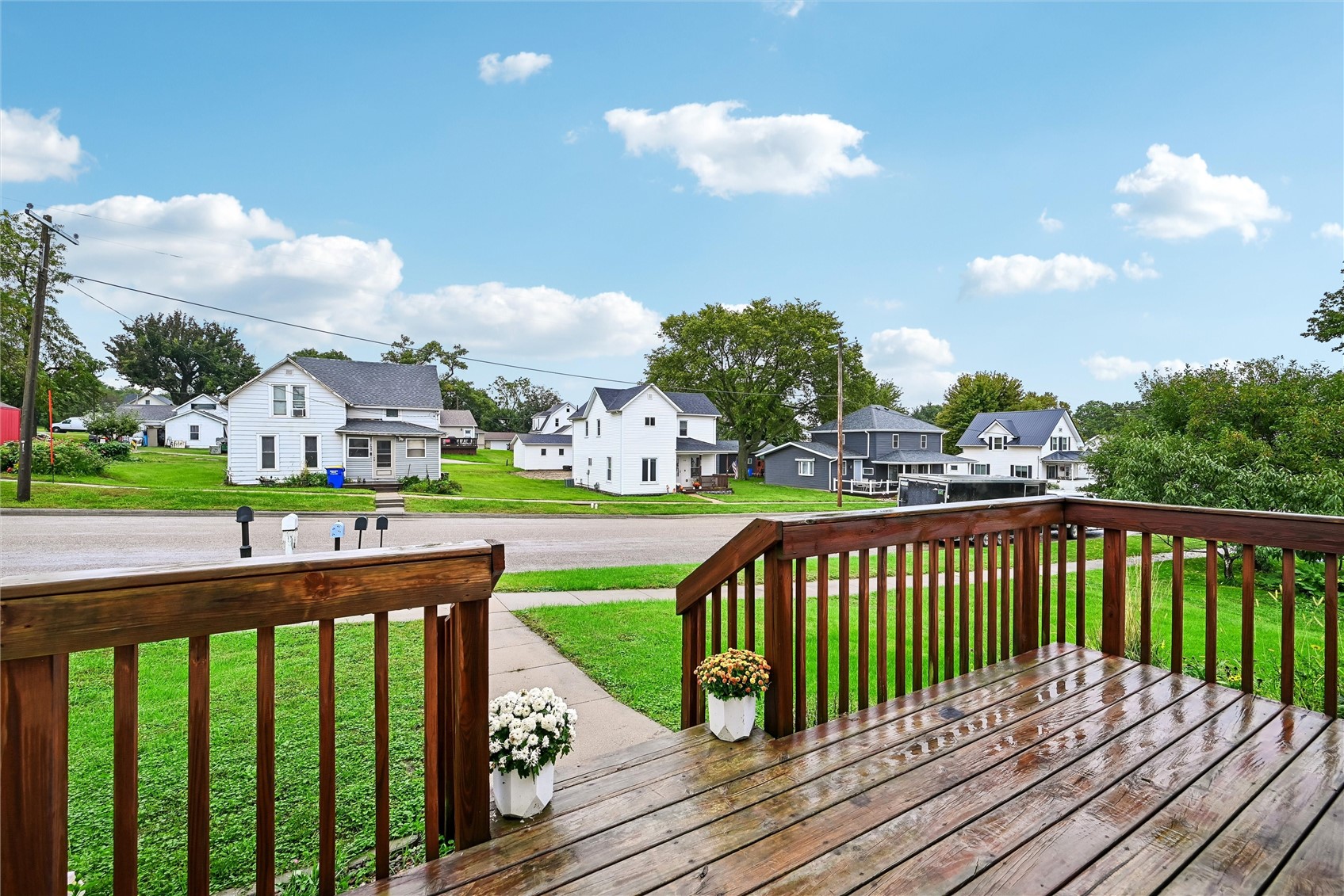 109 Tuttle Street E Norway IA 52318