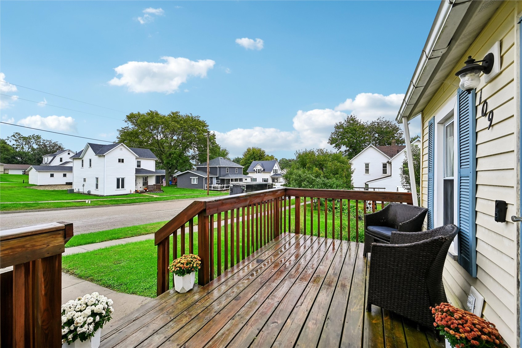 109 Tuttle Street E Norway IA 52318
