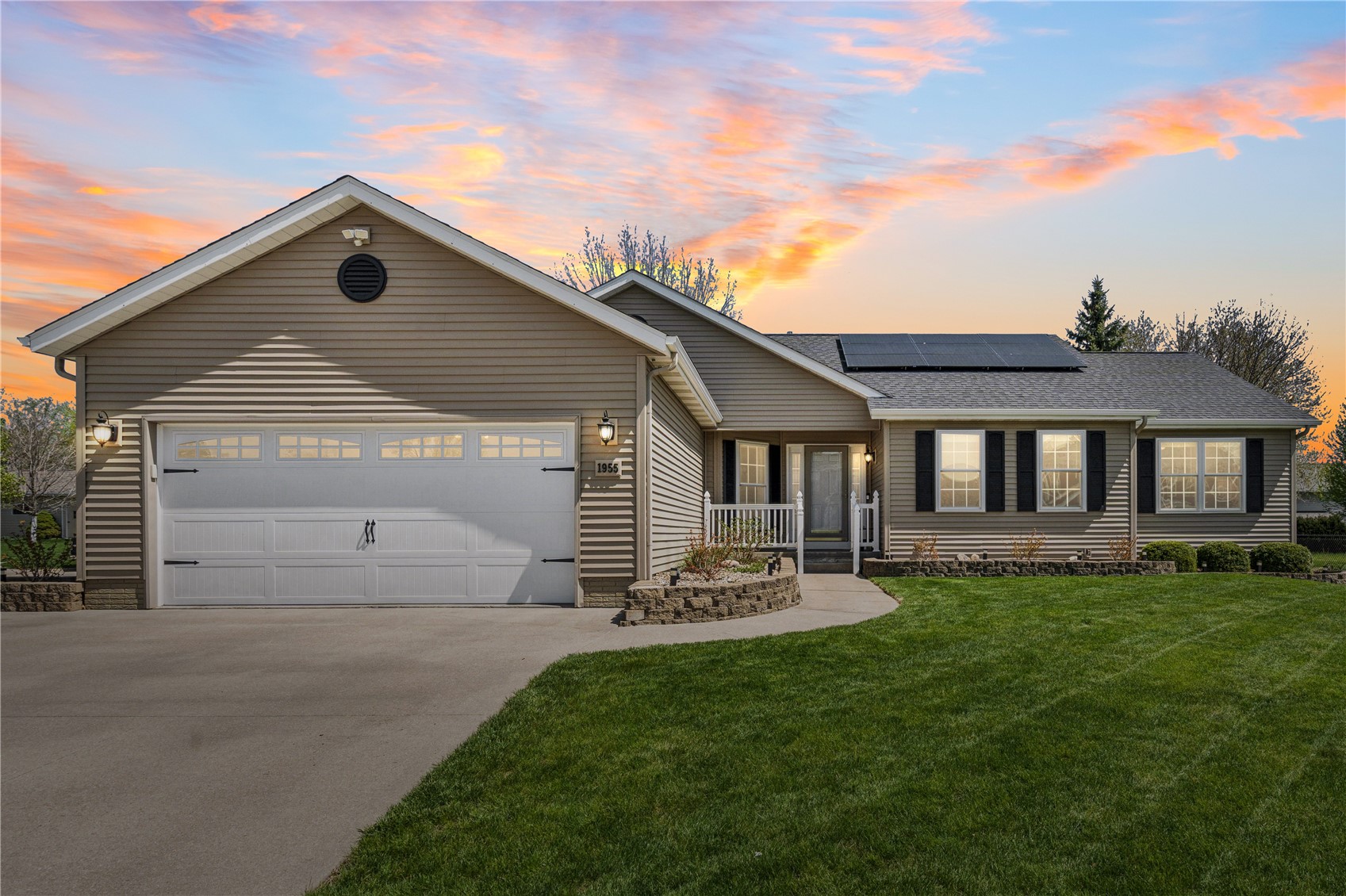 1955 Charleston Drive Marion IA 52302