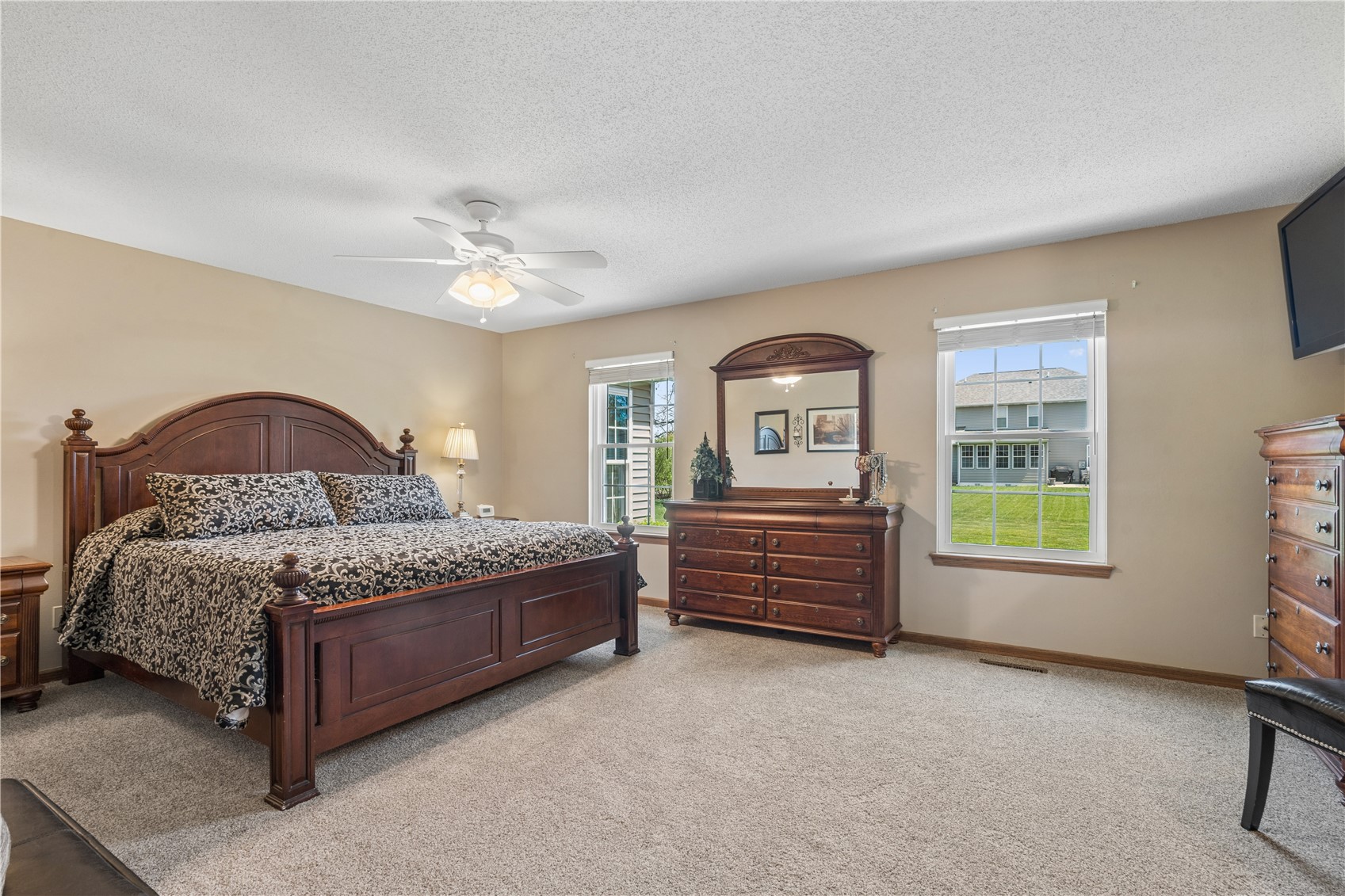 1955 Charleston Drive Marion IA 52302