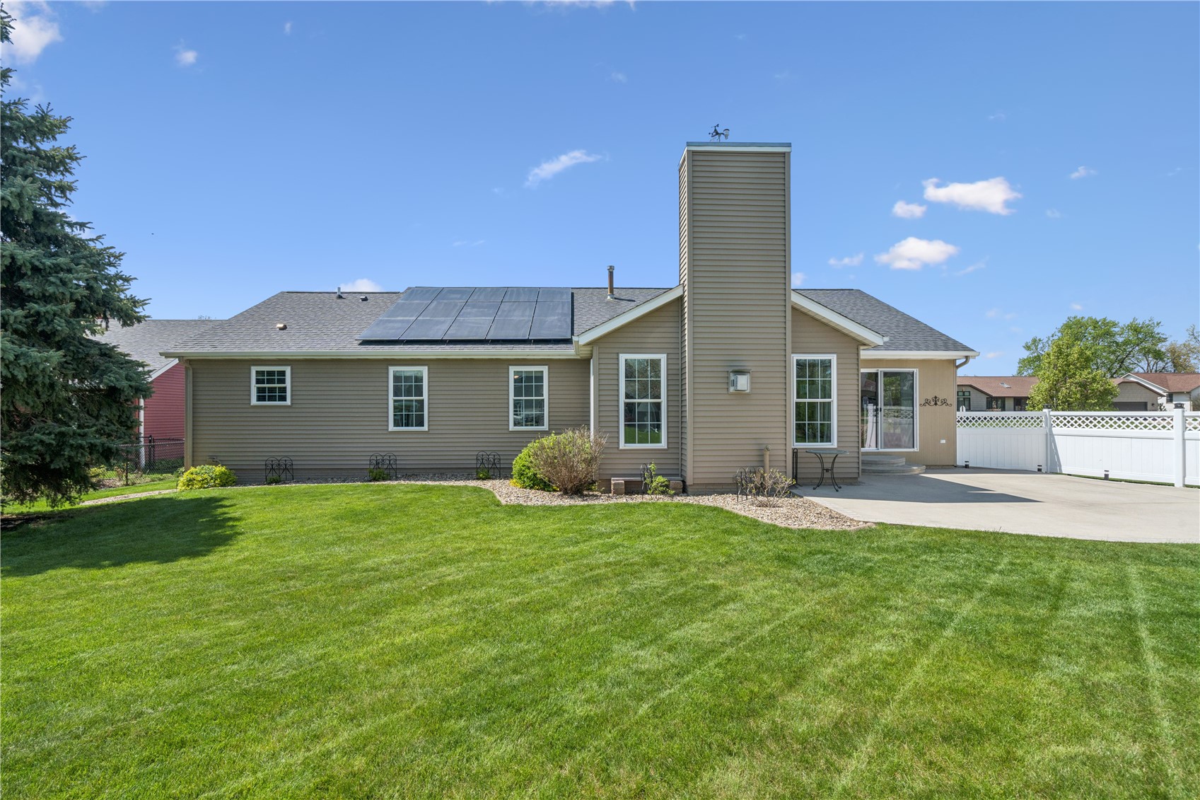 1955 Charleston Drive Marion IA 52302