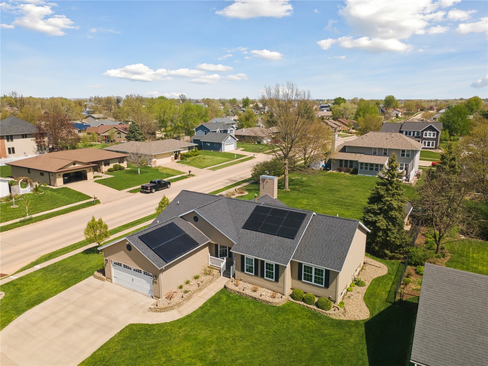 1955 Charleston Drive Marion IA 52302