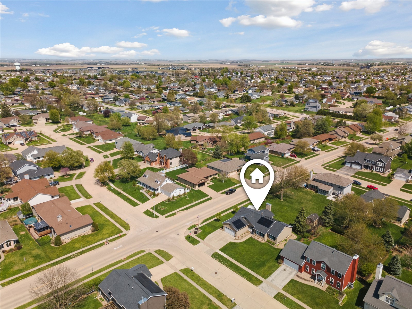 1955 Charleston Drive Marion IA 52302