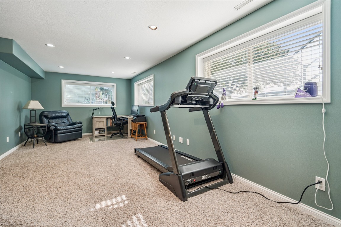 1285 Pacific Street Ely IA 52227