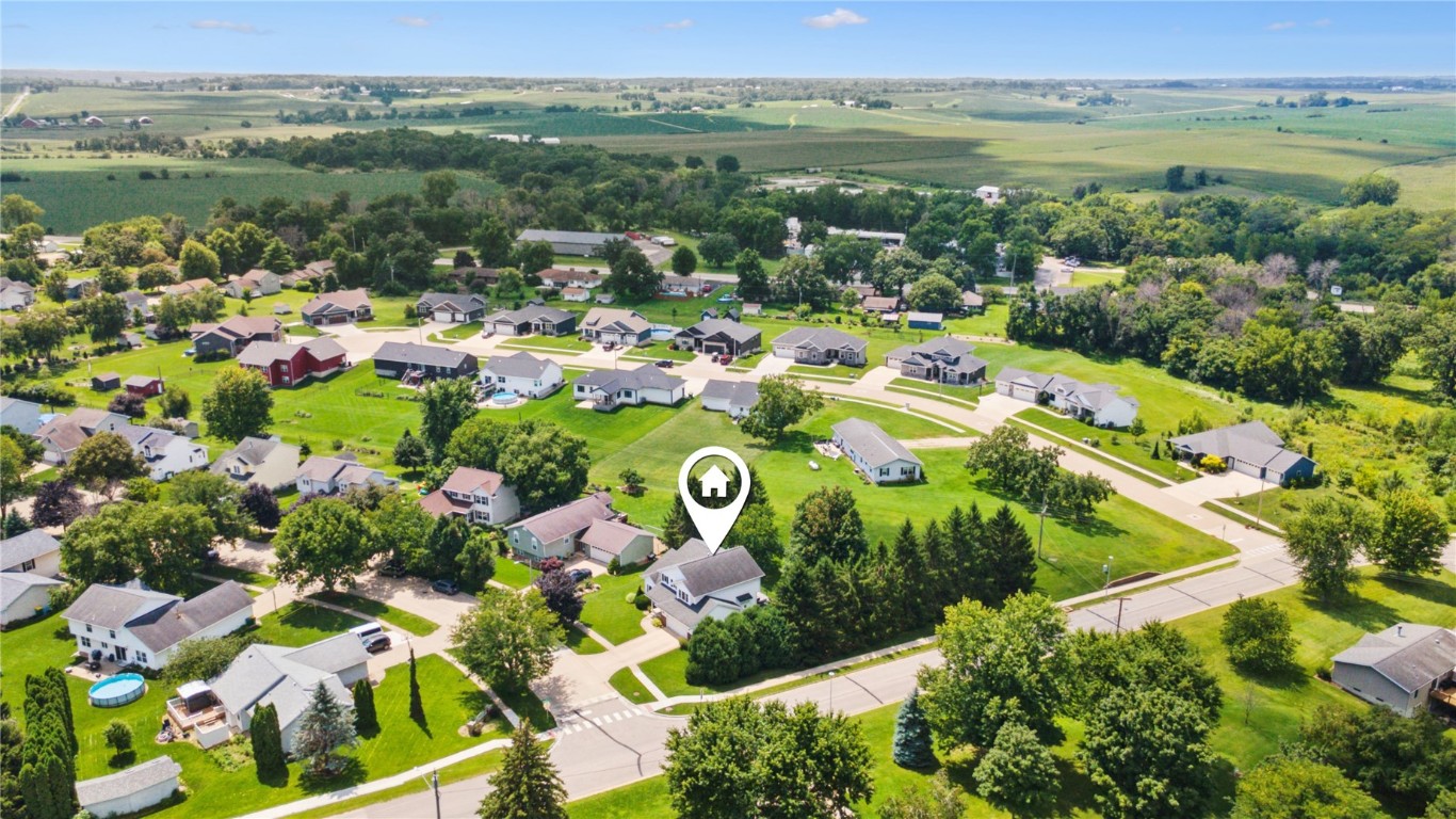 1285 Pacific Street Ely IA 52227