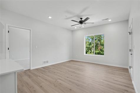 4428 Deer Creek Road Iowa City IA 52246