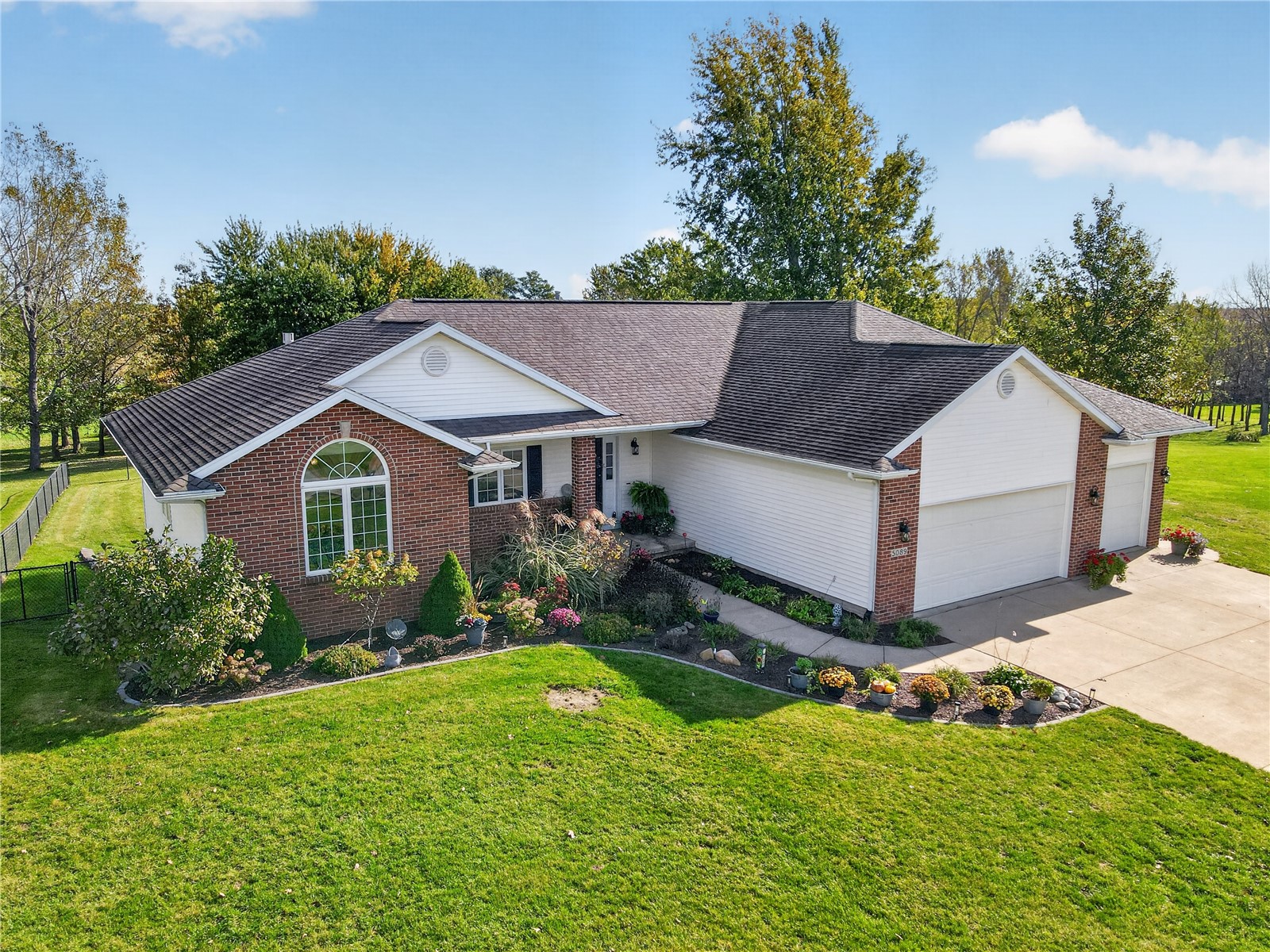 5089 Schwiebert Drive Walker IA 52352