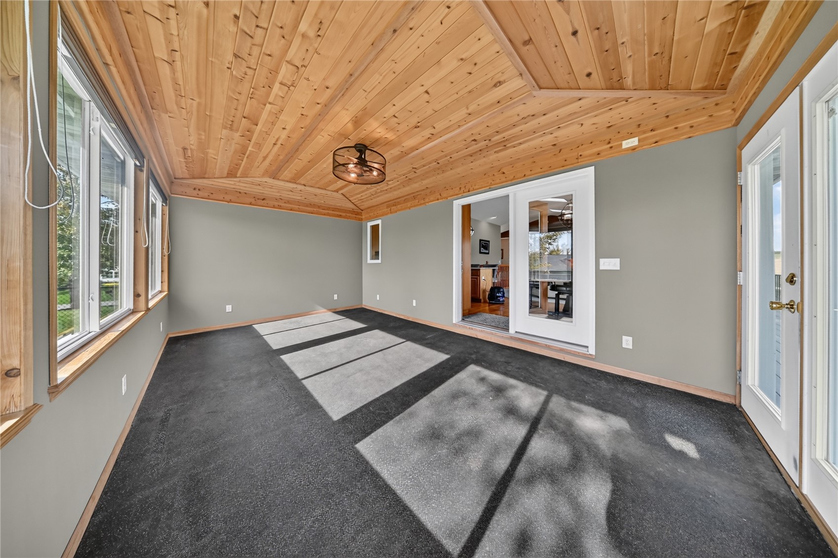 5089 Schwiebert Drive Walker IA 52352