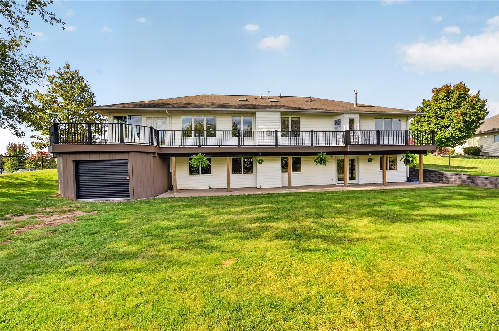 5089 Schwiebert Drive Walker IA 52352