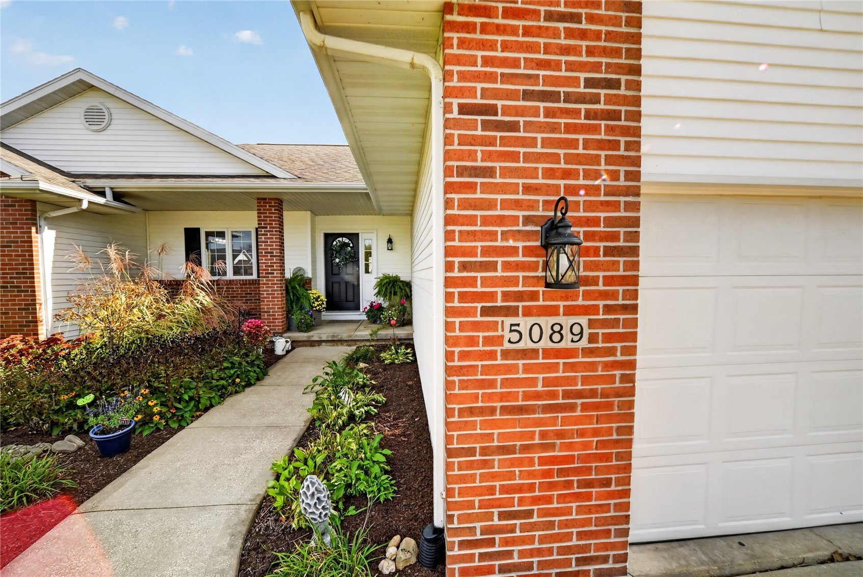 5089 Schwiebert Drive Walker IA 52352