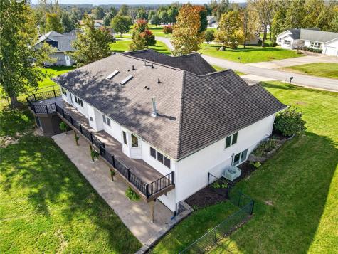 5089 Schwiebert Drive Walker IA 52352