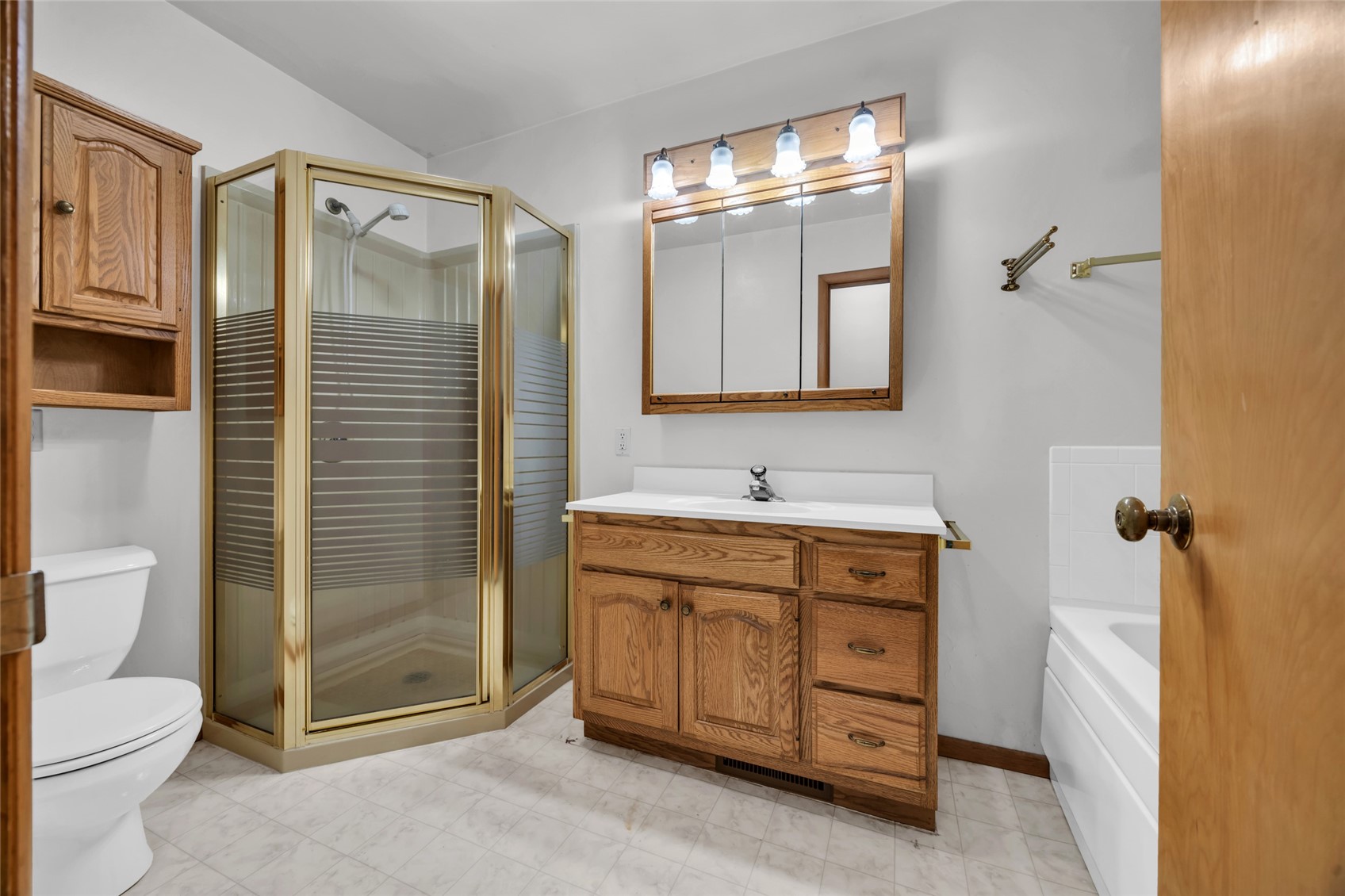 648 42nd Street NE Cedar Rapids IA 52402