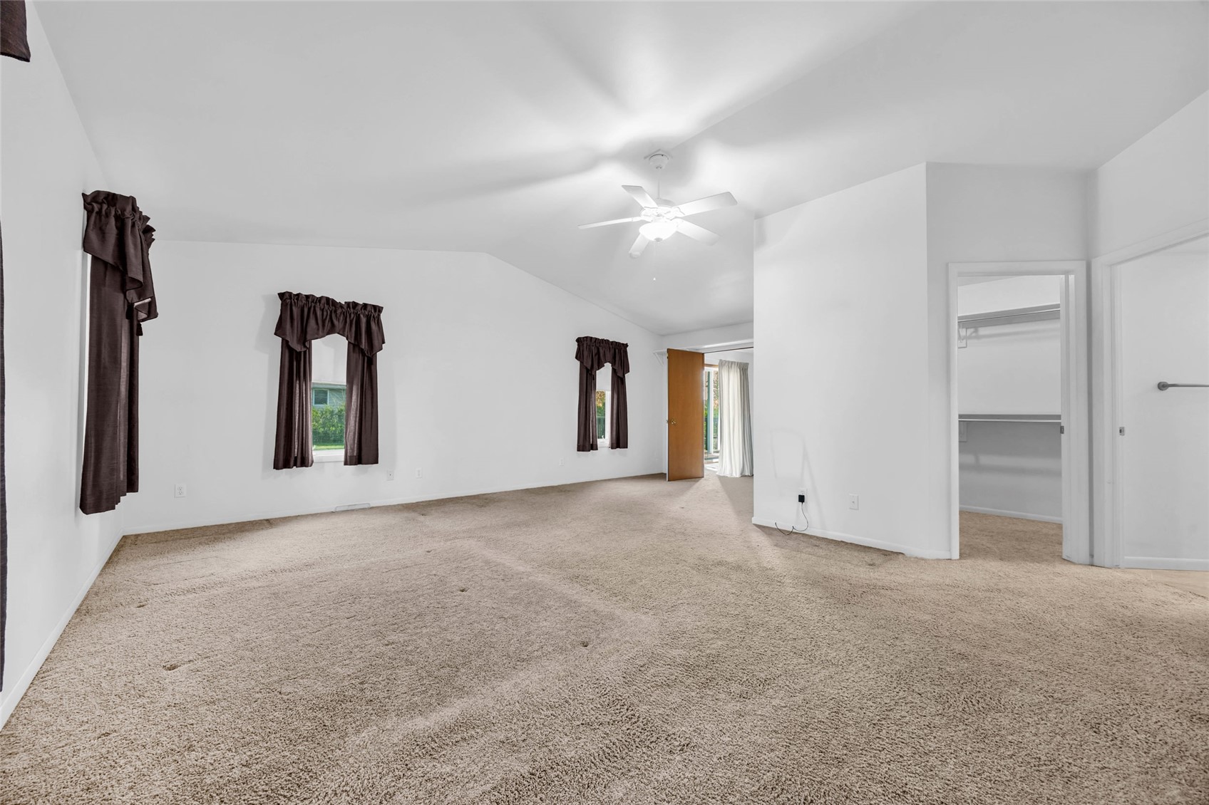 648 42nd Street NE Cedar Rapids IA 52402
