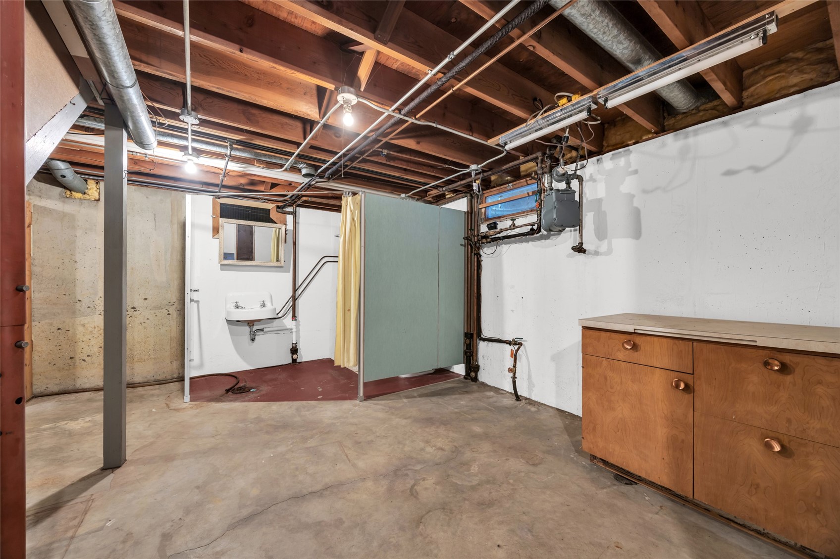 648 42nd Street NE Cedar Rapids IA 52402