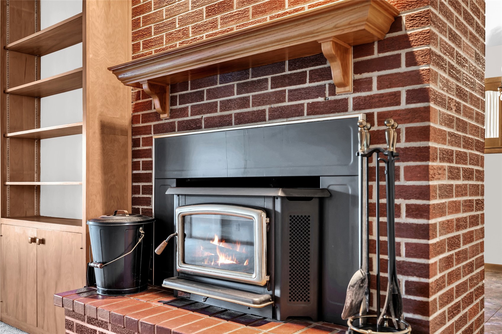 648 42nd Street NE Cedar Rapids IA 52402