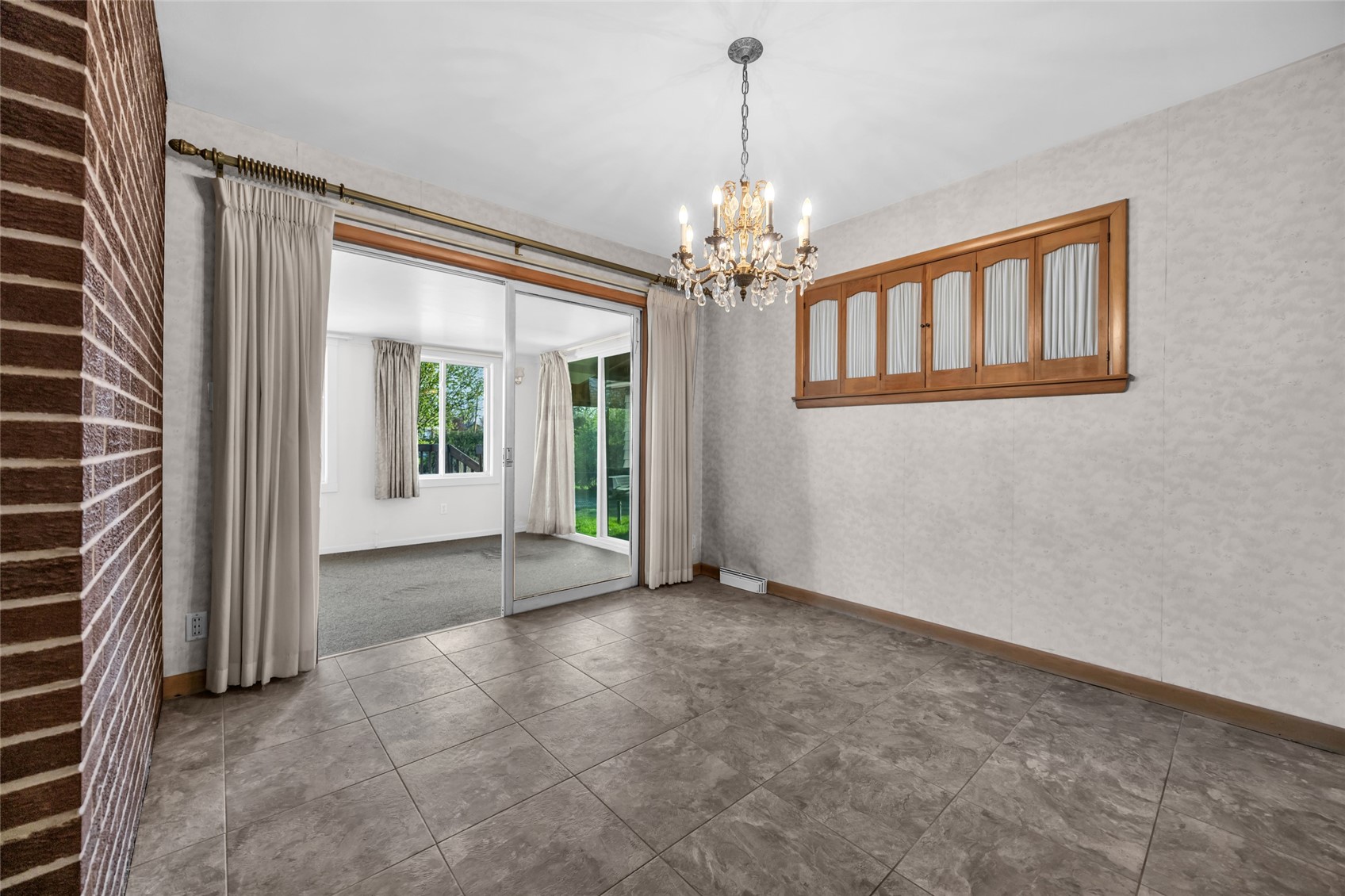648 42nd Street NE Cedar Rapids IA 52402