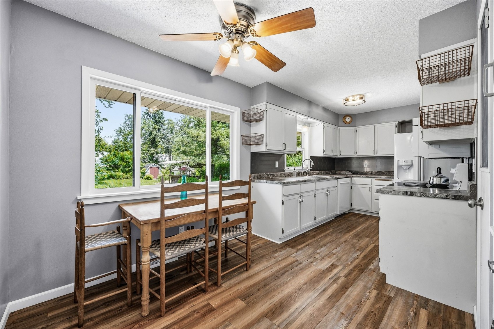 225 8th NW Mt Vernon IA 52314