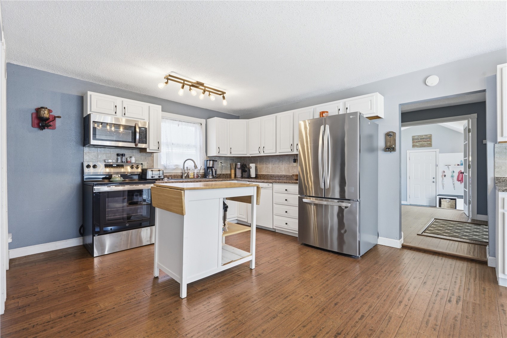 107 8th Street Van Horne IA 52346