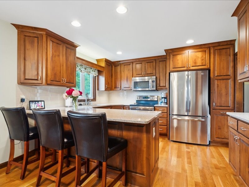 989 Arica Avenue Marion IA 52302