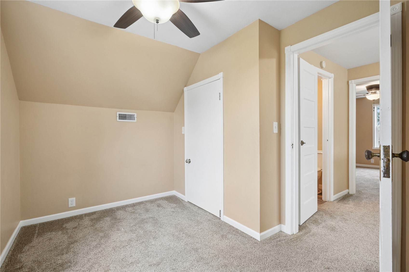 303 Ash Street Stanwood IA 52337