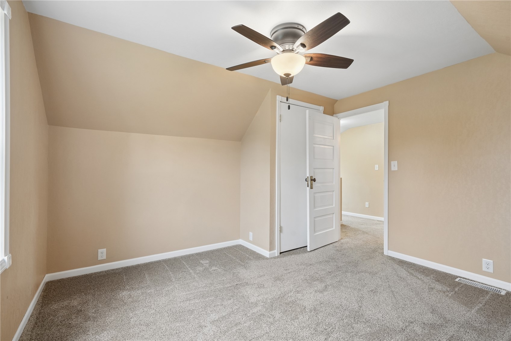 303 Ash Street Stanwood IA 52337