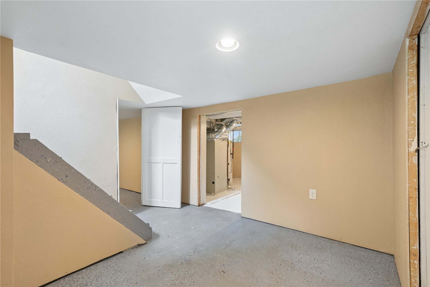 303 Ash Street Stanwood IA 52337