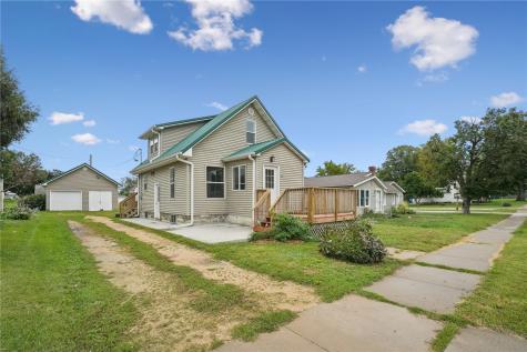 303 Ash Street Stanwood IA 52337