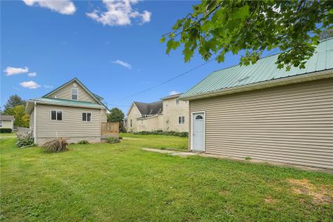 303 Ash Street Stanwood IA 52337