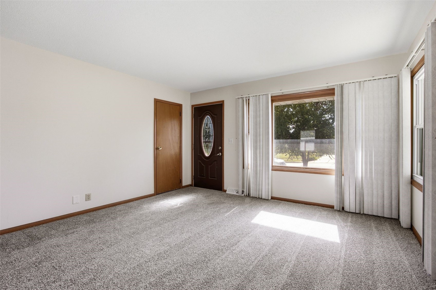 5818 Eastview Avenue SW Cedar Rapids IA 52404