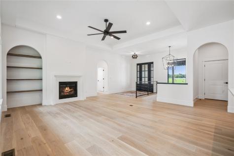 3659 Mclain Way Hiawatha IA 52233