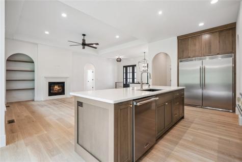 3659 Mclain Way Hiawatha IA 52233